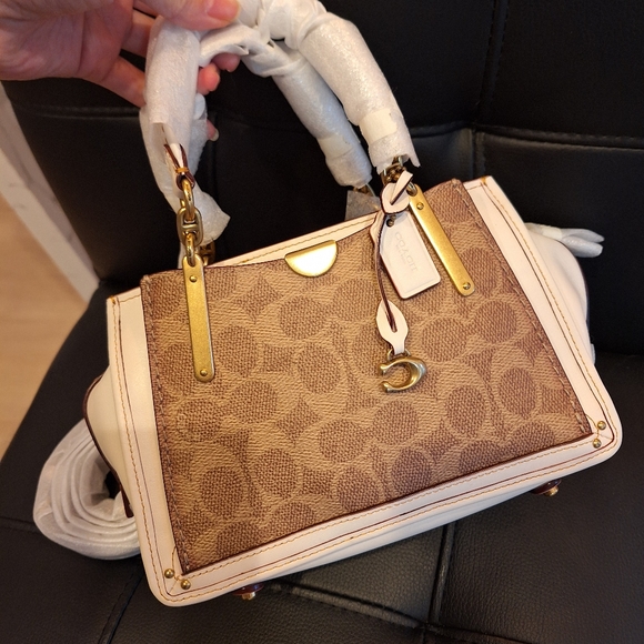 Coach Dreamer 21 Chalk Khaki Beige Signature Satchel Mini Size - Picture 7 of 9